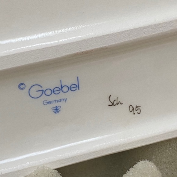 Vintage Hummel Goebel 788/A Hello Perpetual Calendar Collectible Figurine - Picture 14 of 15